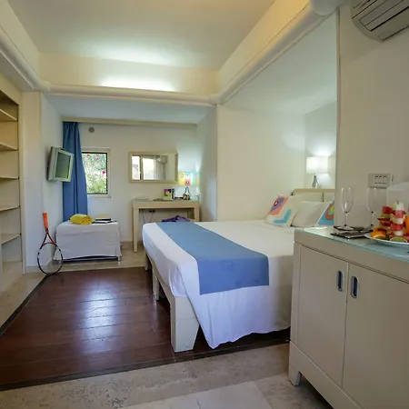 Futura Club Le Cale D'otranto リゾート 3*