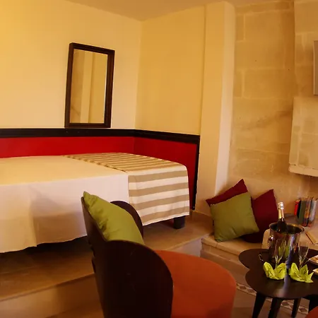 Le Cale D'otranto אוטרנטו