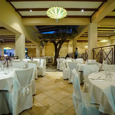 אתר נופש Le Cale D'otranto