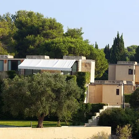 אתר נופש Le Cale D'otranto