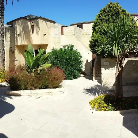 Le Cale D'otranto Resort 3*